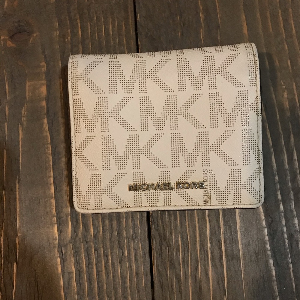Wallet (small)